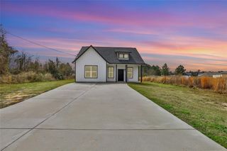 33 Road 5136, Cleveland, TX 77327