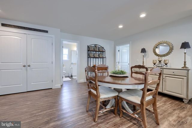 235 DYLAN DR, York, PA 17404