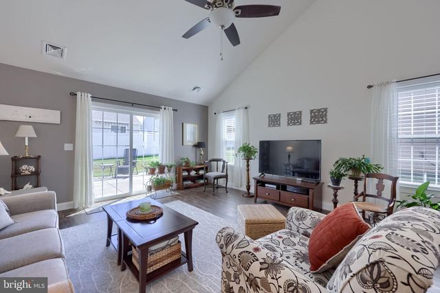 235 DYLAN DR, York, PA 17404