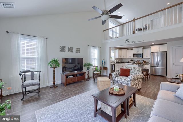 235 DYLAN DR, York, PA 17404