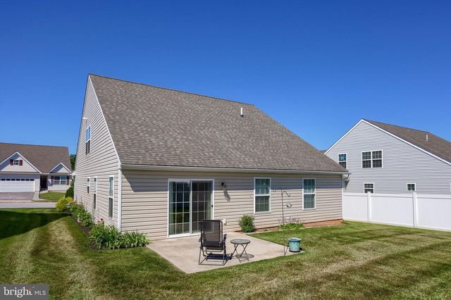 235 DYLAN DR, York, PA 17404