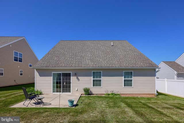 235 DYLAN DR, York, PA 17404