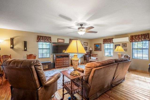 5415 Old Israel Road, Livingston, TX 77351