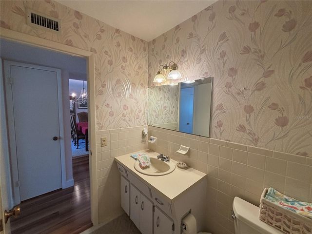 2262 SWEDISH DR. 34, Clearwater, FL 33763