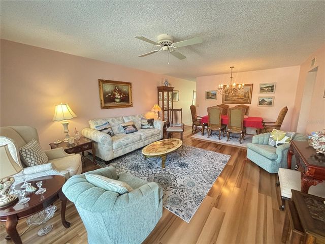 2262 SWEDISH DR. 34, Clearwater, FL 33763
