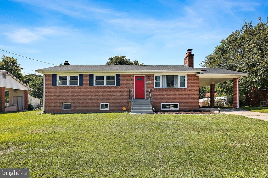 8305 BERNARD DR, Fort Washington, MD 20744