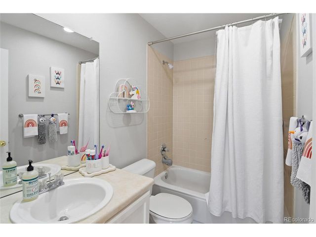 6819 S Webster St B, Littleton, CO 80128