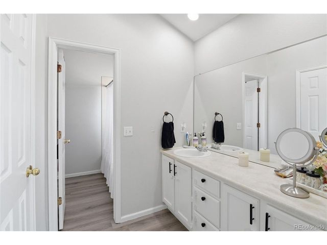 6819 S Webster St B, Littleton, CO 80128