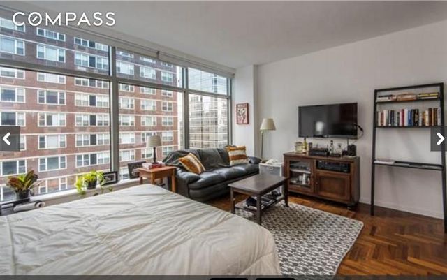 250 E 54th St Apt 22B, New York City, NY 10022
