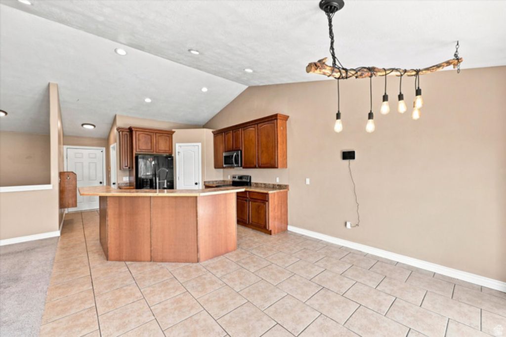 1396 S LUKAS LN, Saratoga Springs, UT 84045 — photo 5