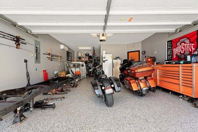 2752 Sterling Heights Lane, Conroe, TX 77385