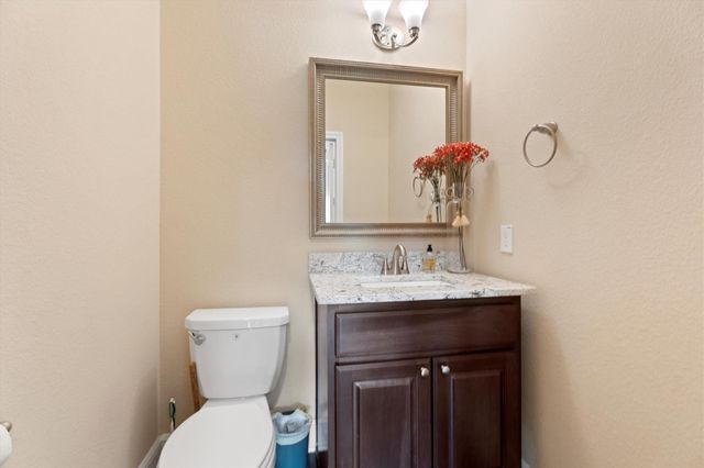 2752 Sterling Heights Lane, Conroe, TX 77385