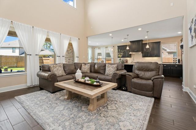 2752 Sterling Heights Lane, Conroe, TX 77385