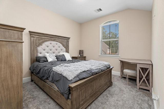 2752 Sterling Heights Lane, Conroe, TX 77385