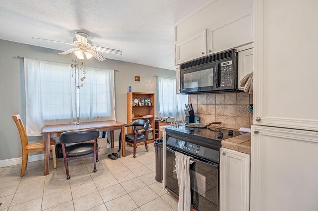 524 Rall Avenue, Clovis, CA 93612