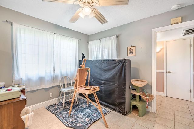 524 Rall Avenue, Clovis, CA 93612