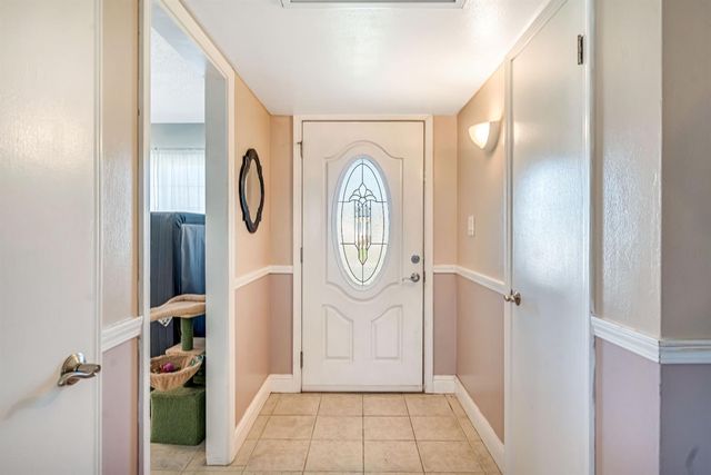 524 Rall Avenue, Clovis, CA 93612