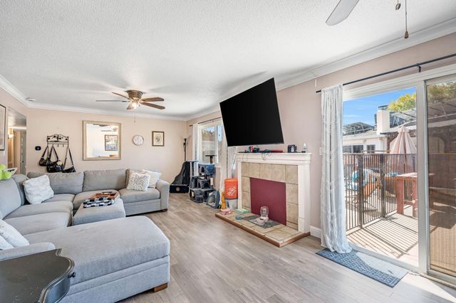 524 Rall Avenue, Clovis, CA 93612