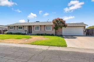 524 Rall Avenue, Clovis, CA 93612