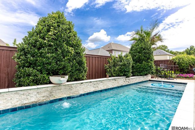 15427 Mistybrook Dr, Baton Rouge, LA 70816