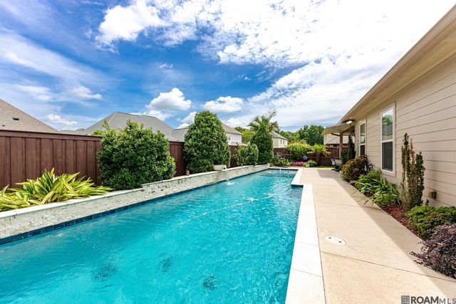 15427 Mistybrook Dr, Baton Rouge, LA 70816