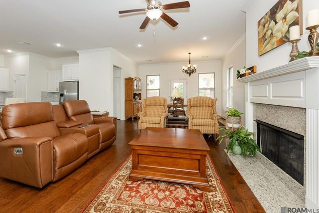 15427 Mistybrook Dr, Baton Rouge, LA 70816