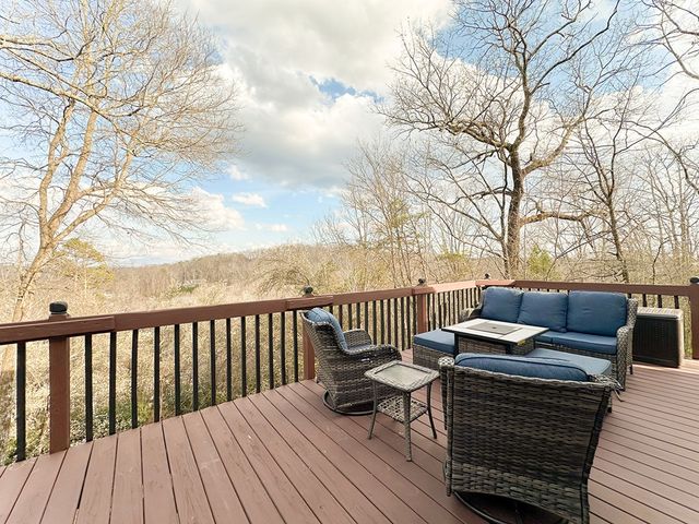 1239 Arabian Drive, Dalton, GA 30721