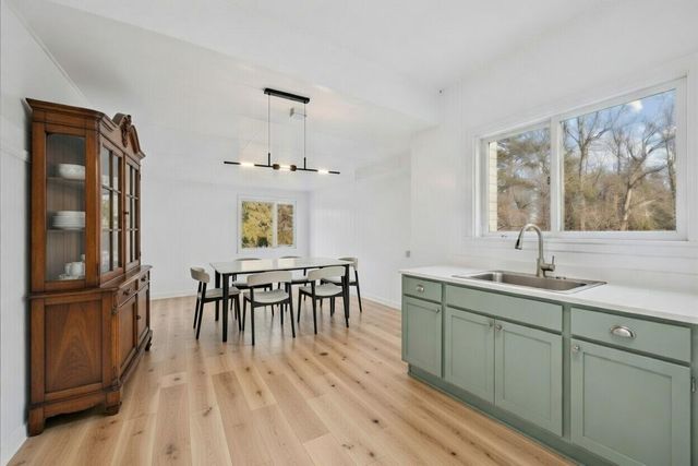 N4494 STATE RD 42, Kewaunee, WI 54216