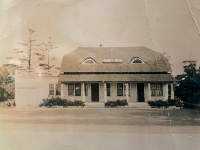 N4494 STATE RD 42, Kewaunee, WI 54216