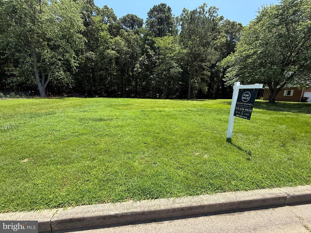 602 SE S EDLON PARK, Cambridge, MD 21613