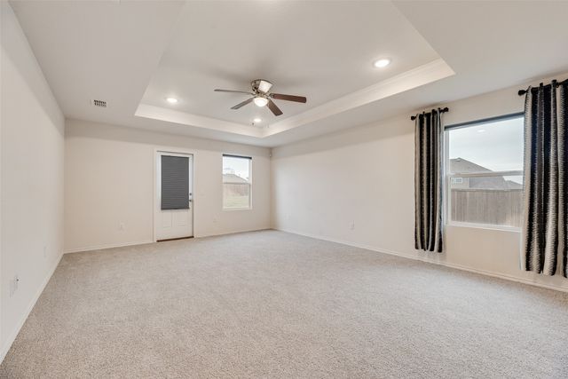 1802 Aslynn Circle, Aubrey, TX 76227