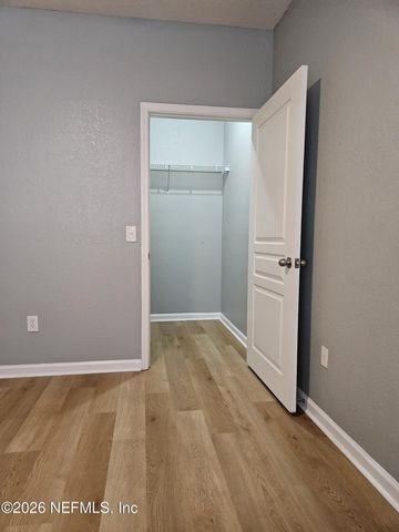 8290 GATE Parkway 152, Jacksonville, FL 32216