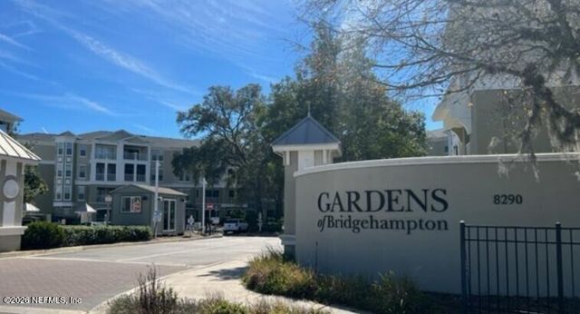 8290 GATE Parkway 152, Jacksonville, FL 32216