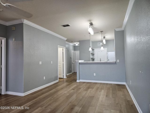 8290 GATE Parkway 152, Jacksonville, FL 32216