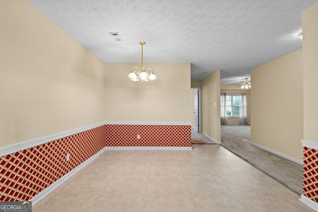 270 Autumn Glen Circle, Fayetteville, GA 30215