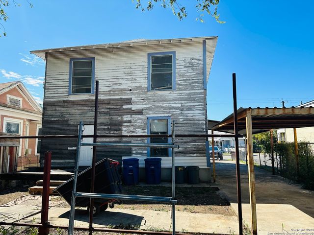 4104 S PRESA ST, San Antonio, TX 78223