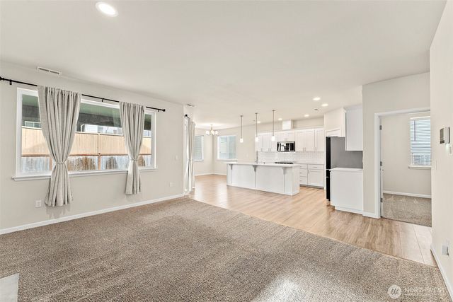9984 Jackson Street SE, Yelm, WA 98597