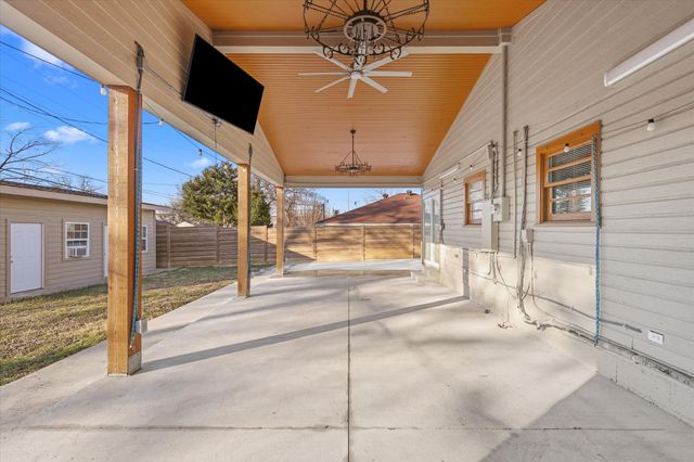 805 23rd Street, Grand Prairie, TX 75050