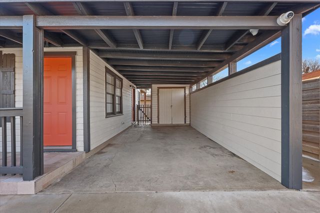 805 23rd Street, Grand Prairie, TX 75050