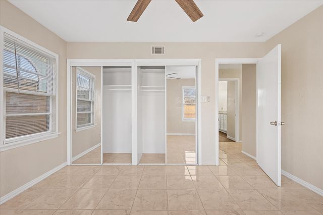 805 23rd Street, Grand Prairie, TX 75050