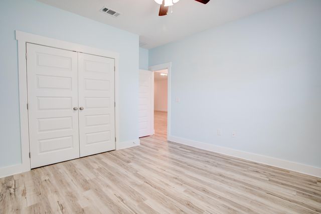 1756 Thomas Street, Niceville, FL 32578