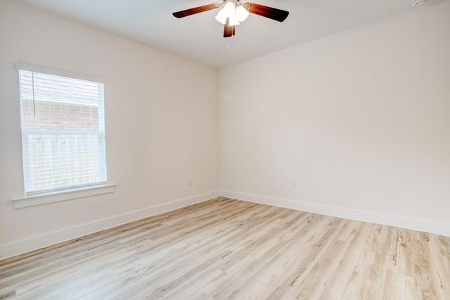 1756 Thomas Street, Niceville, FL 32578