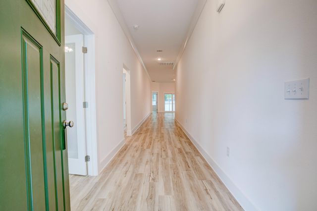 1756 Thomas Street, Niceville, FL 32578