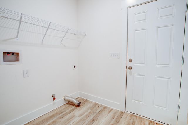 1756 Thomas Street, Niceville, FL 32578