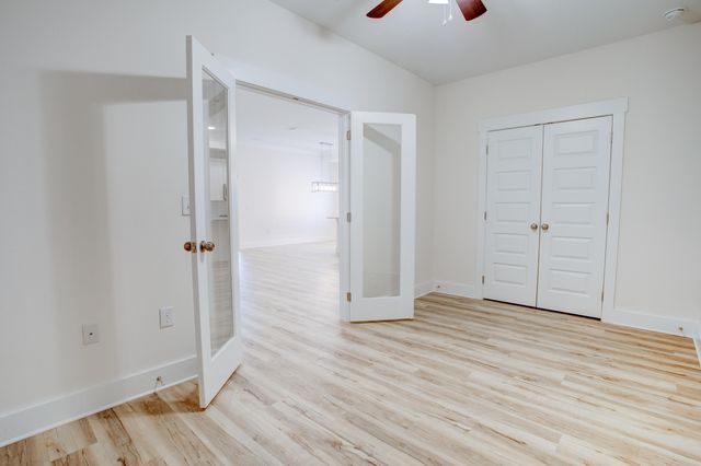 1756 Thomas Street, Niceville, FL 32578