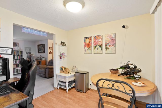 5220 Autumn Leaf Ct N, Keizer, OR 97303