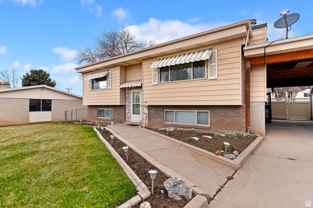 2568 W 5225 S, Roy, UT 84067