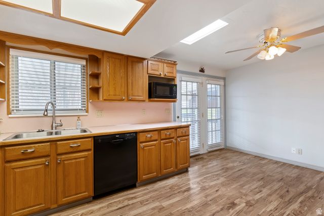 2568 W 5225 S, Roy, UT 84067