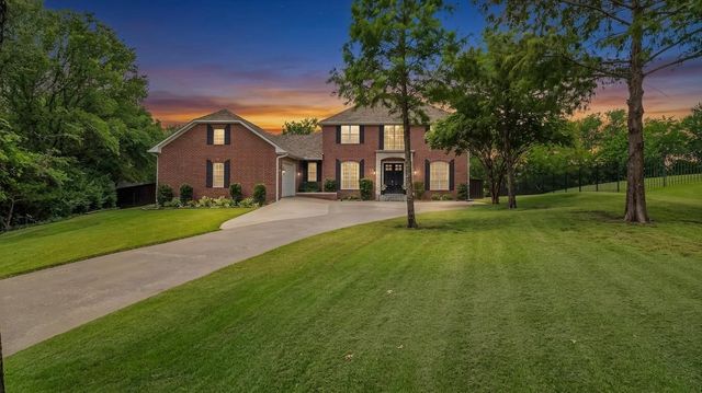 2506 Oakbrook Circle, Sherman, TX 75092