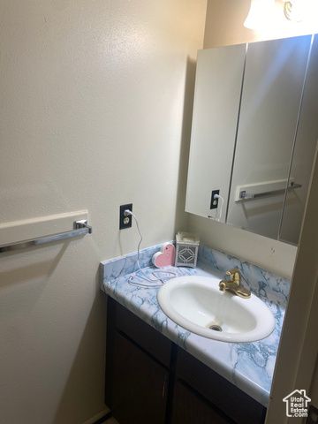 5980 S 9000 E, Jensen, UT 84035